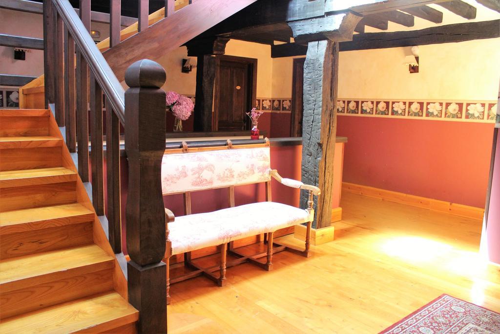 Hotel La Casona De Suesa Extérieur photo